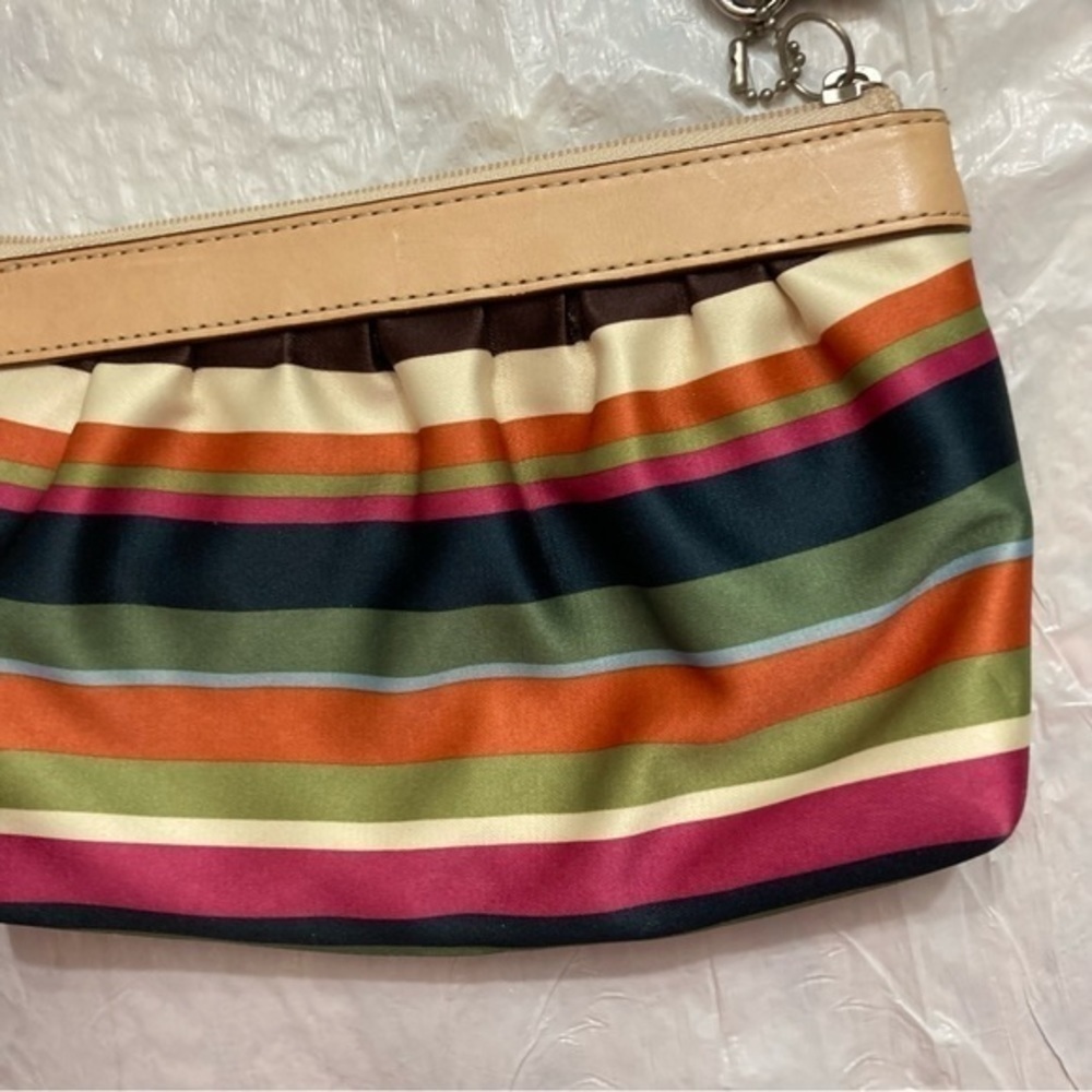 Coach vintage y2k rare multicolor legacy wristlet clutch bag - Picture 12 of 12